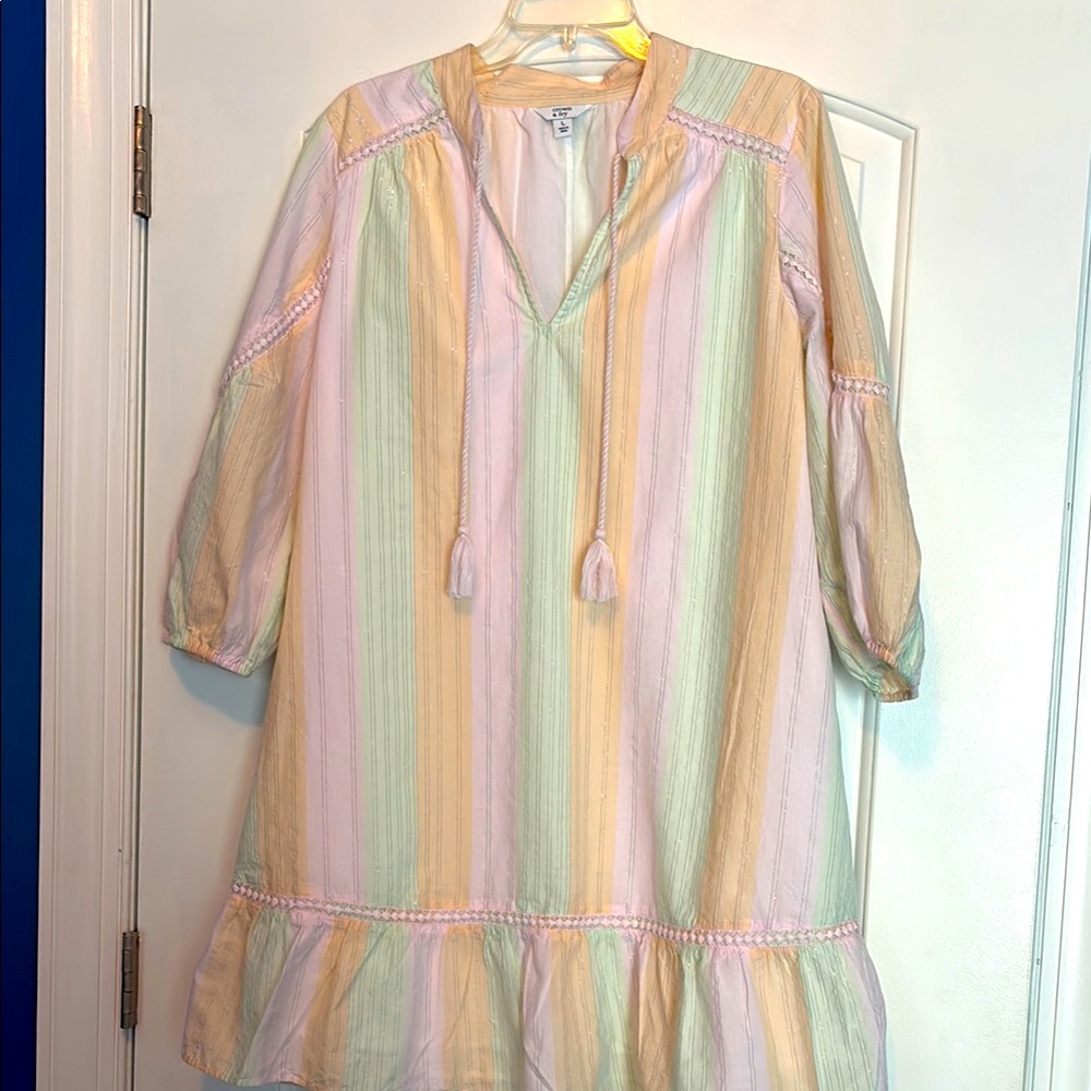 Crown & Ivy pastel dress size large